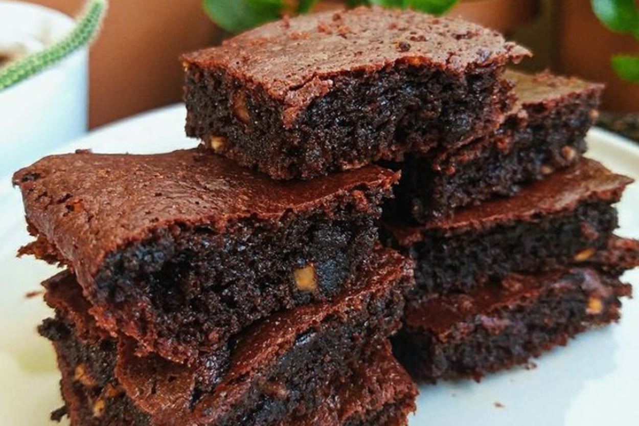 Fitliğiyle Etkiler: Glutensiz Şekersiz Brownie