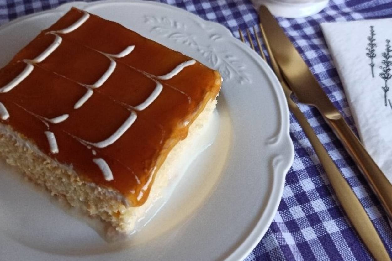 Bir Dilimi Yetmeyen: Karamel Soslu Trileçe