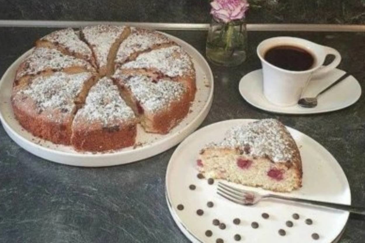 Nefis Aromasıyla: Vişneli Kek