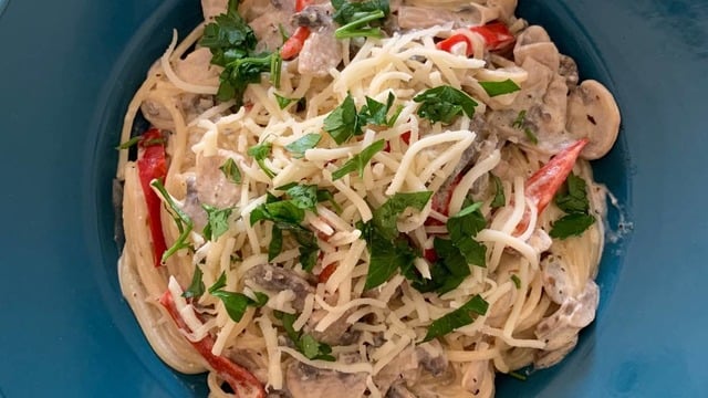 Tadı Damakta Kalır: Kremalı Mantarlı Spagetti