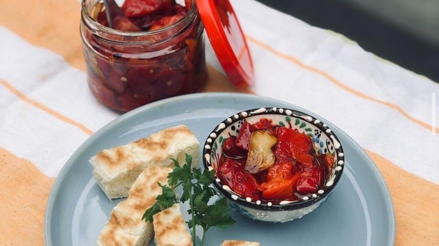 Sofralar Renklensin: Kırmızı Biber Kızartması