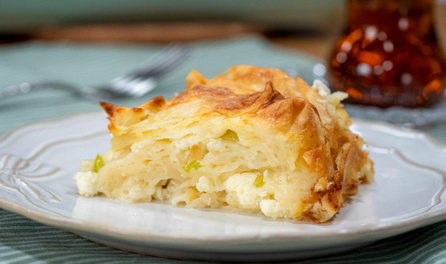 Yumuş Yumuş Olur: Biberli ve Peynirli Börek