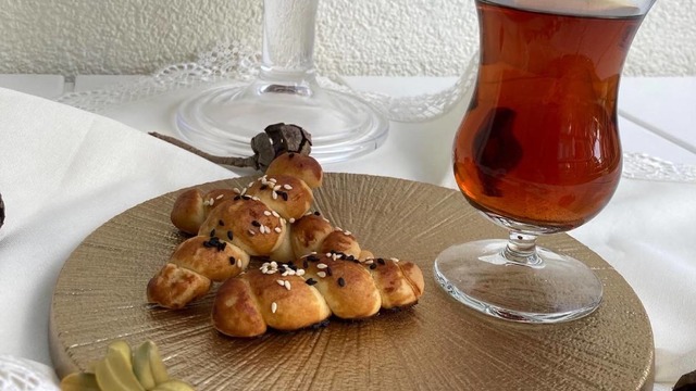 Çayın Yanına: Tuzlu Pastane Kurabiyesi