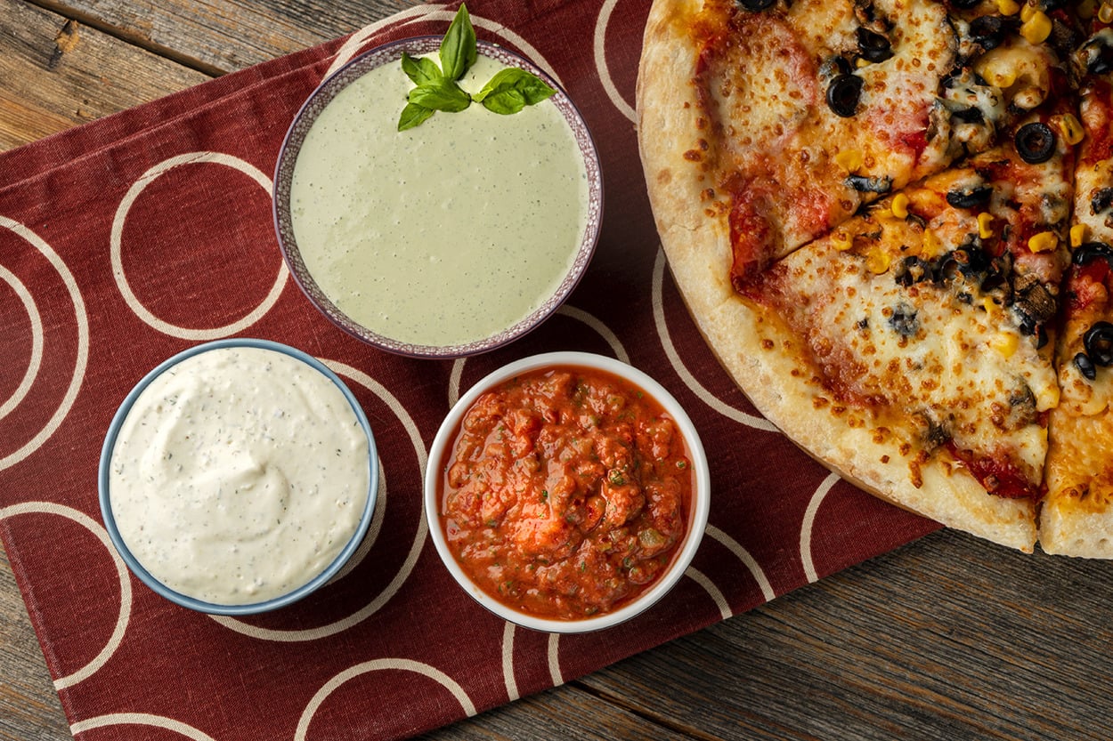 "Pizzanın Yanına Ne Gider?" Diyenlere Pizzaya Yakışan 10 Tamamlayıcı Tarif