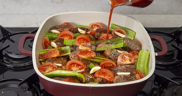tencerede-izmir-kofte