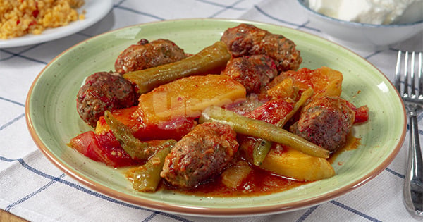 tencerede-izmir-kofte