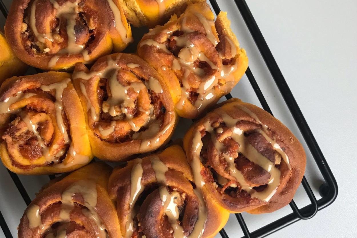 Lezzetine İnanamayacağınız: Bal Kabağı Ruloları (Pumpkin Rolls)
