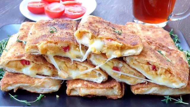 Fırın Kullanmadan: Tavada Patatesli Börek