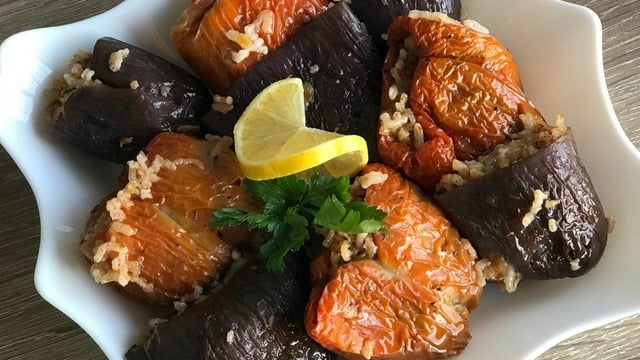 İştahınızı Açacak: Kuru Patlıcan ve Kuru Biber Dolması