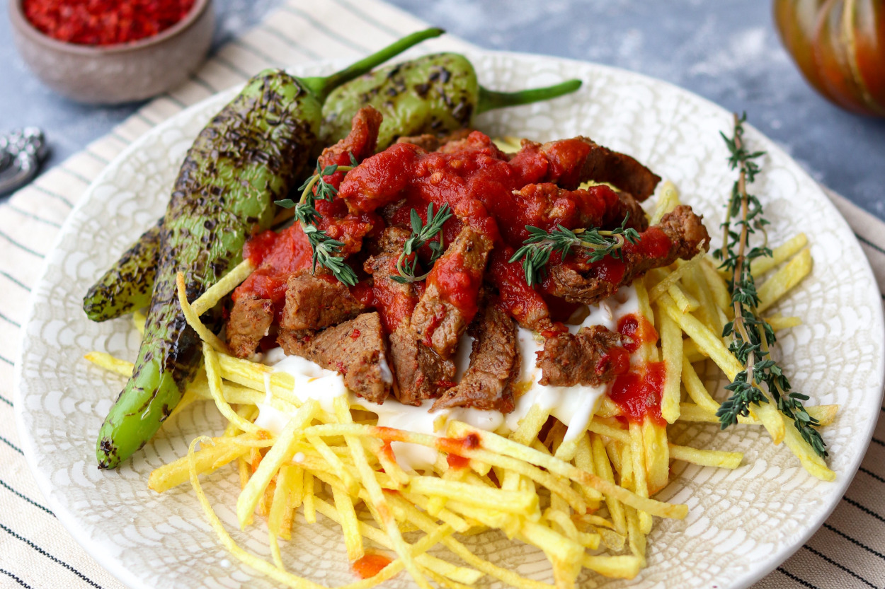 Sofraların Gözdesi: Çökertme Kebabı