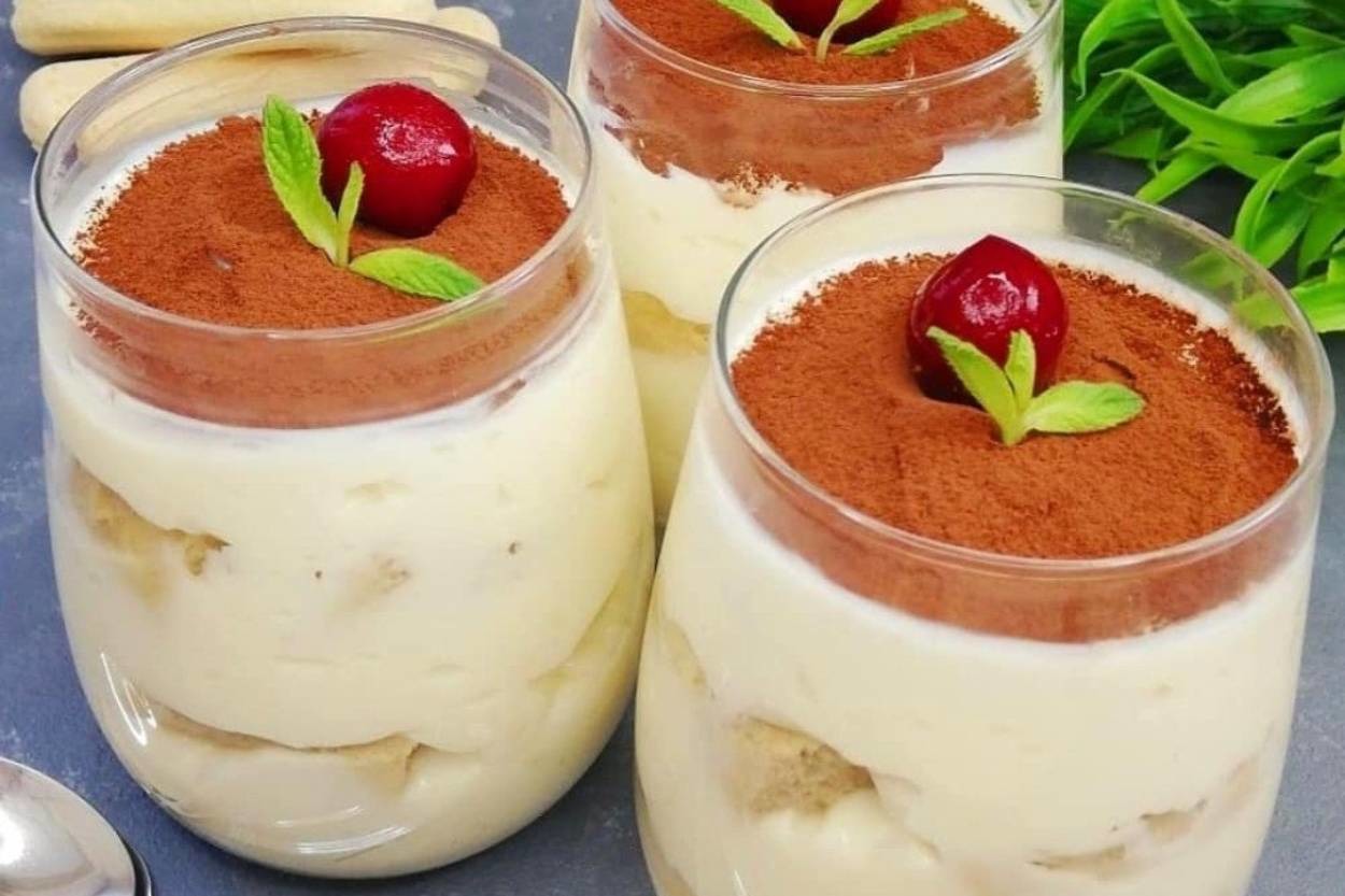 Enfes Kremasıyla: Kupta Kolay Tiramisu