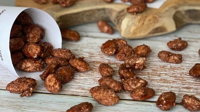 Almanya’nın Meşhur Lezzeti: Badem Şekerlemesi (Gebrannte Mandeln)