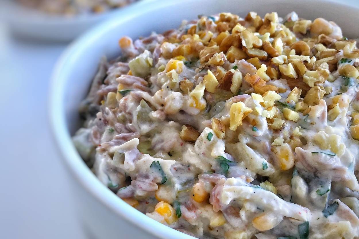 Doyurucu Lezzetiyle: Köz Patlıcanlı Salata