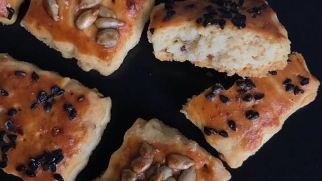 Çay Saatlerinin Yıldızı: Bayatlamayan Tuzlu Kurabiye