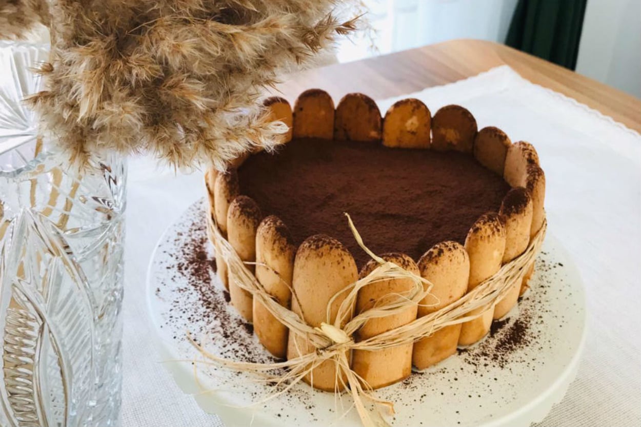 Sonbahar Pastası: Kedidilli Tiramisu Pasta