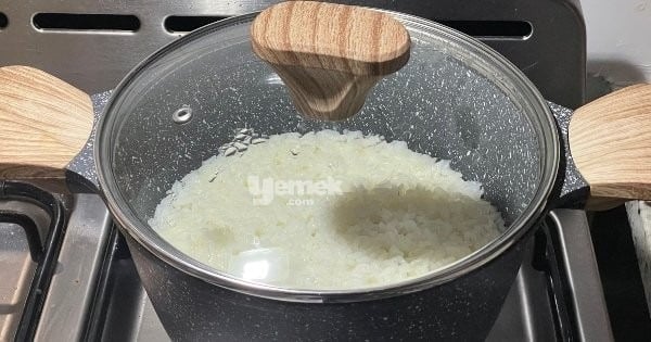2-kisilik-pilav-tarifi-asama-6-yeni