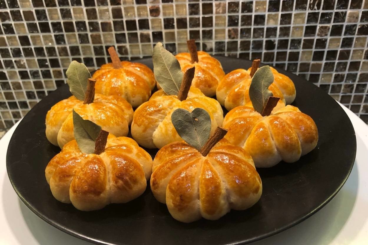 Sofralara Renk Katacak: Bal Kabağı Poğaça