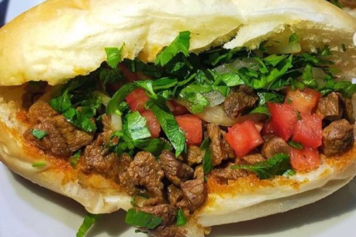 Sokak Lezzetlerinden: Et Tantuni