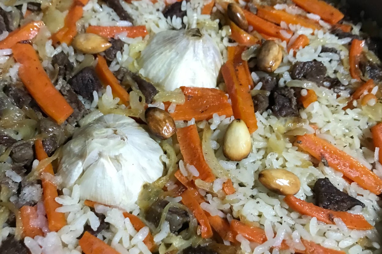 Ziyafet Sofralarına Yakışır: Özbek Pilavı