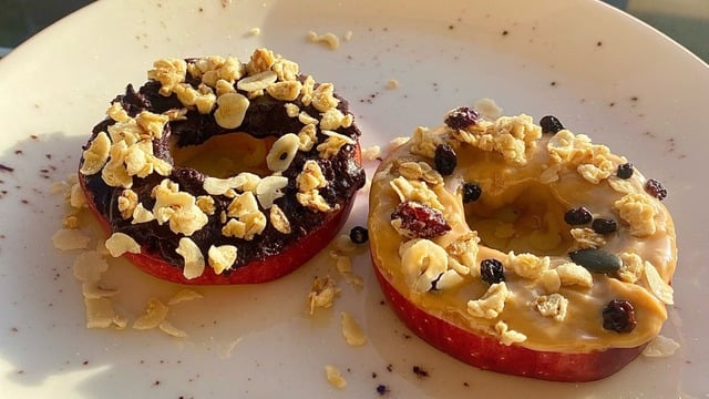Rafine Şekersiz ve Masum: Elma Donut