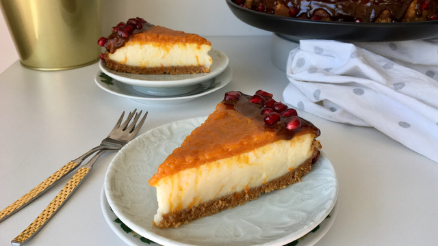 Tahin-Pekmez Dokunuşuyla: Bal Kabağı Soslu Cheesecake