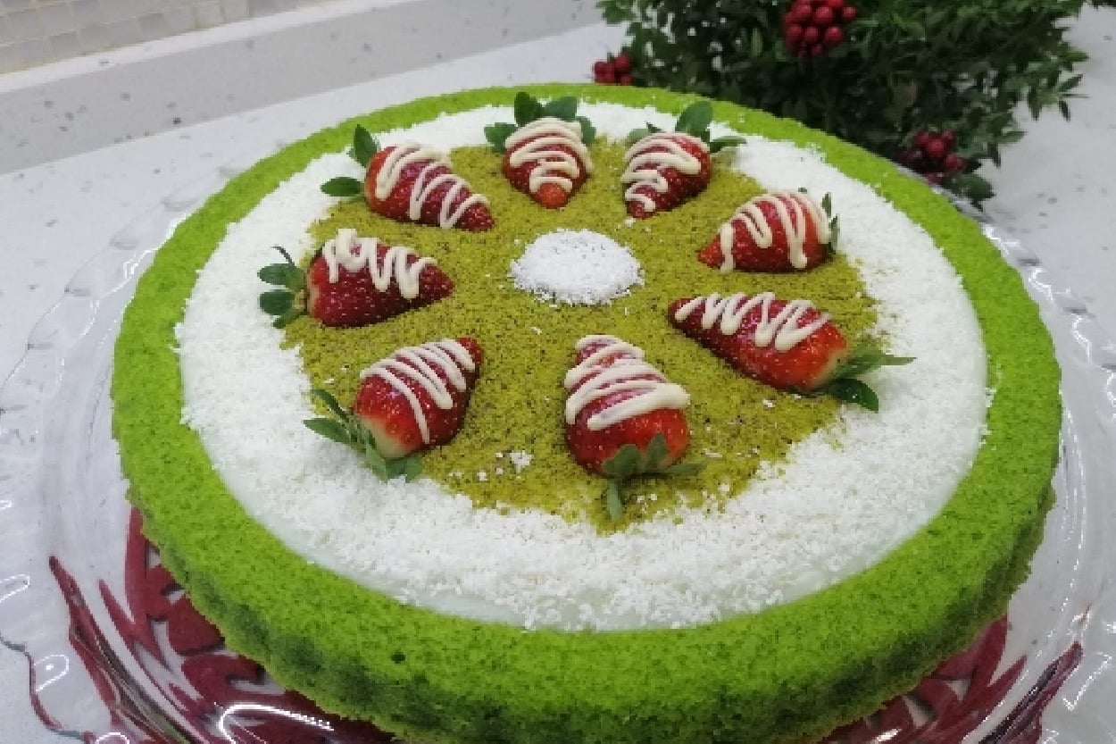 Yeşil Yeşil: Ispanaklı Tart Kek