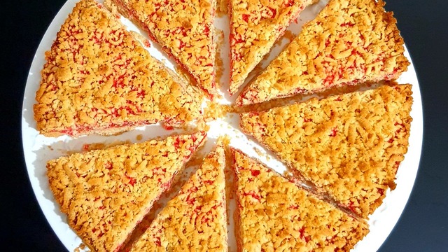 Sandığınızdan Kolay: Frambuazlı Turta