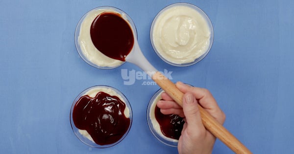 karamelli-bardak-tatlisi-600x315 (19)