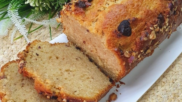 Tarçınlı ve Fındıklı: Damla Çikolatalı Baton Kek