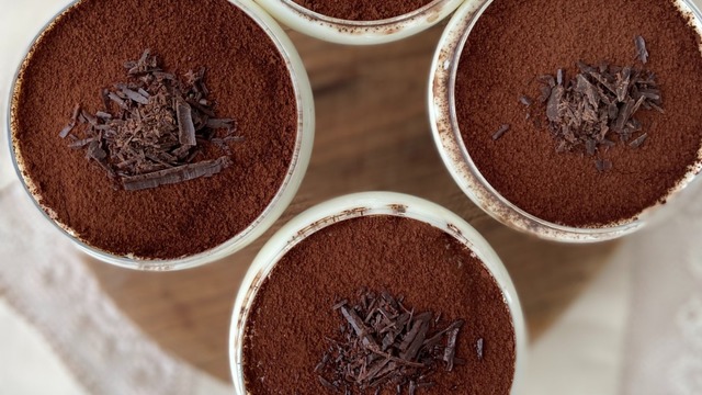 Dışarıda Yemeye Son: Kupta Porsiyonluk Tiramisu