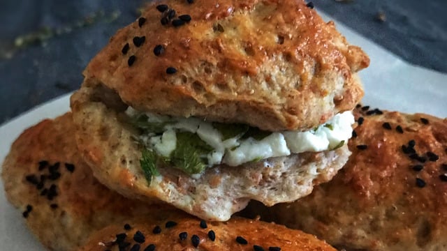 Hafiflik Arayanlara: Peynirli Tam Buğday Unlu Poğaça