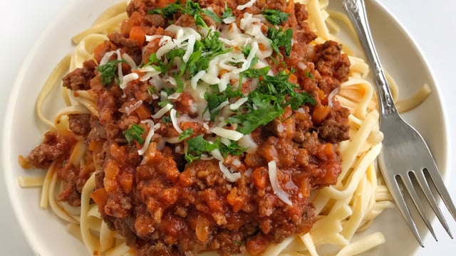 En Sevilen Tariflerden: Bolonez Soslu Makarna