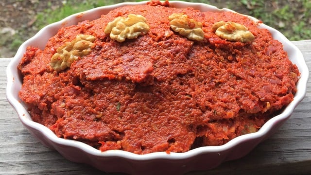 Ekmekler Kızarsın: Muhammara