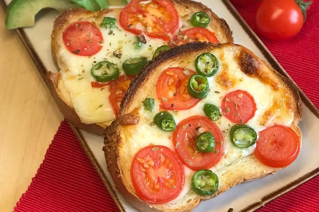 Bizdeki Adıyla Açık Tost: Bruschetta