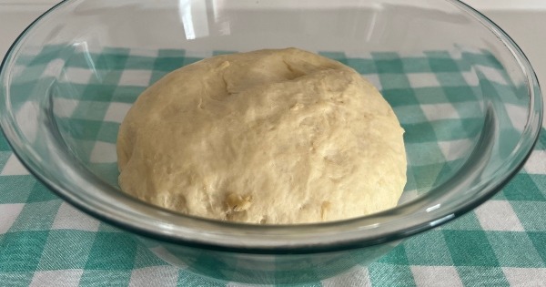 mini-pizza-tarifi-adim-2-chef-necla-aktas