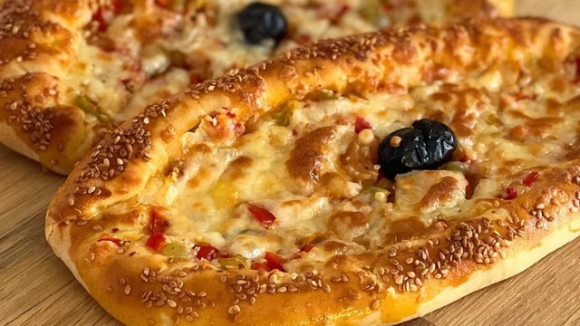 Bir Tane Yetmez: Mini Pizza