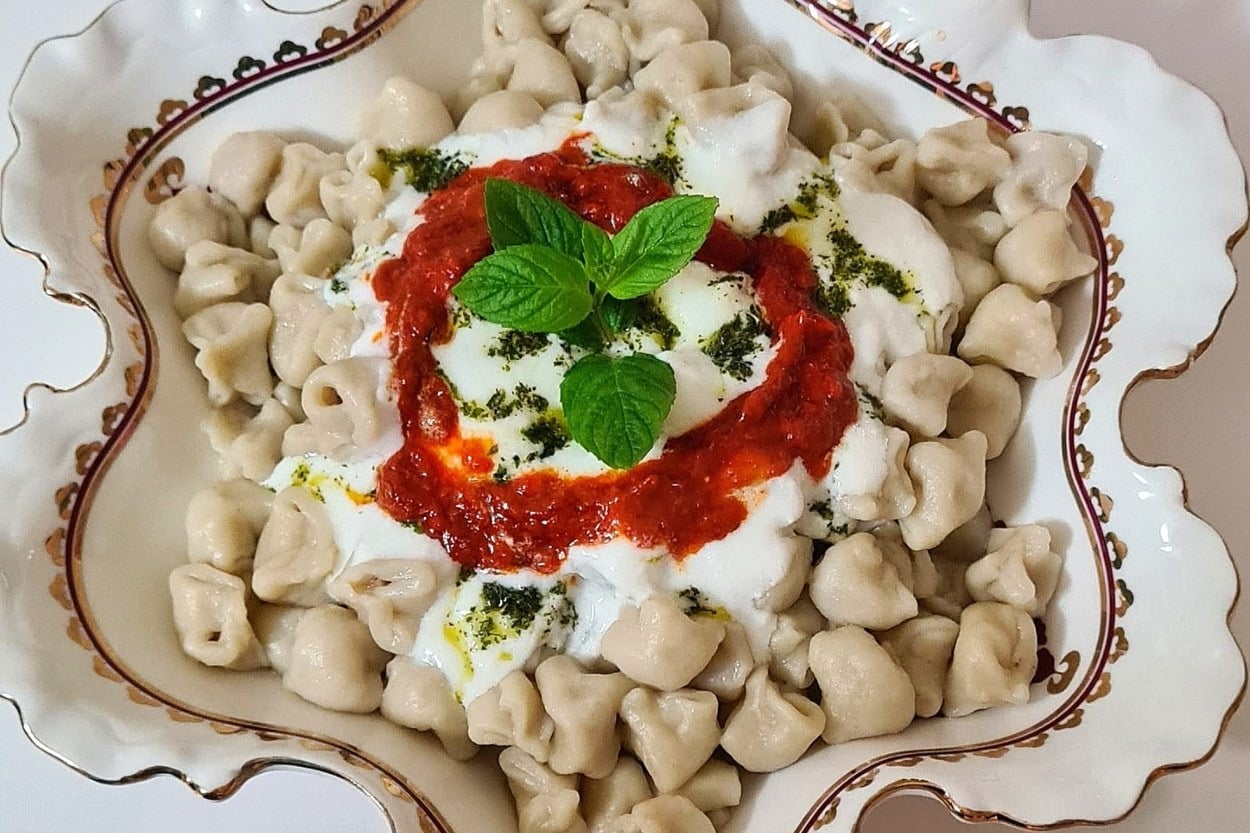 Övgüleri Toplar: Mantı