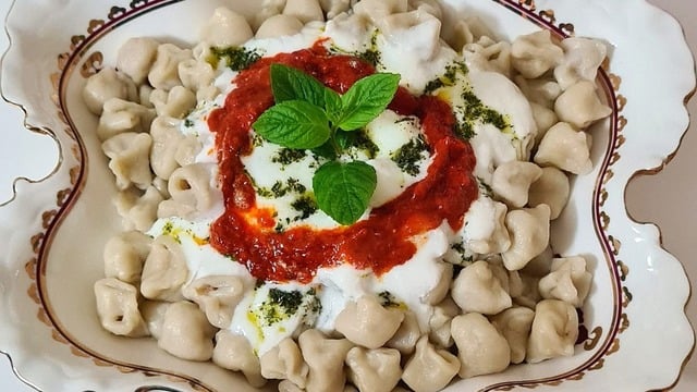 Övgüleri Toplar: Mantı