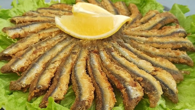 Püf Noktalarıyla: Çıtır Çıtır Hamsi Tava