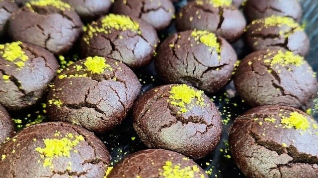 Fırından Yeni Çıktı: Brownie Tadında Islak Kurabiye