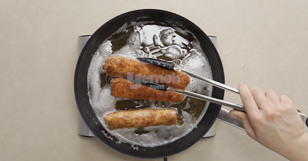 kiymali-bulgurlu-borek-8