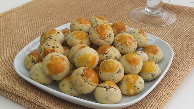 Bayatlamayan: Çörek Otlu Mini Kurabiye