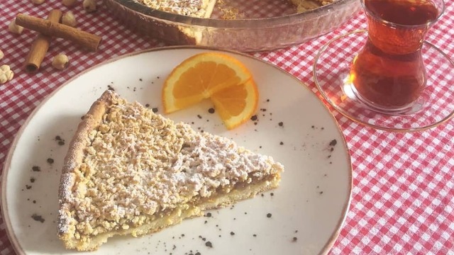 Çay Saatinde İyi Gider: Portakal Aromalı Elmalı Turta
