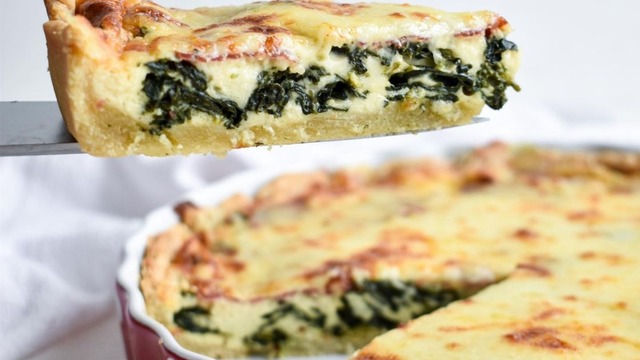 Dilimlerce Yenir: Ispanaklı Pastırmalı Kiş