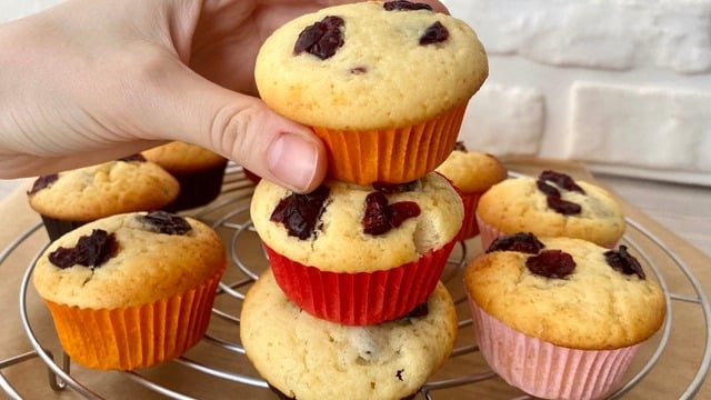 Pamuk Gibi: Limonlu Yaban Mersinli Muffin