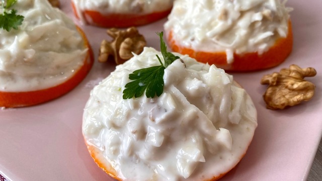 Cevizin Katkılarıyla: Yeşil Elmalı Kereviz Salatası