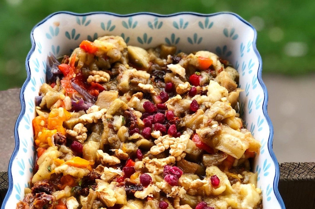 Nefis Sosuyla: Köz Patlıcanlı Salata