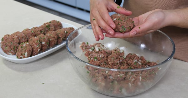 besamel-soslu-kofte-yapilisi-4