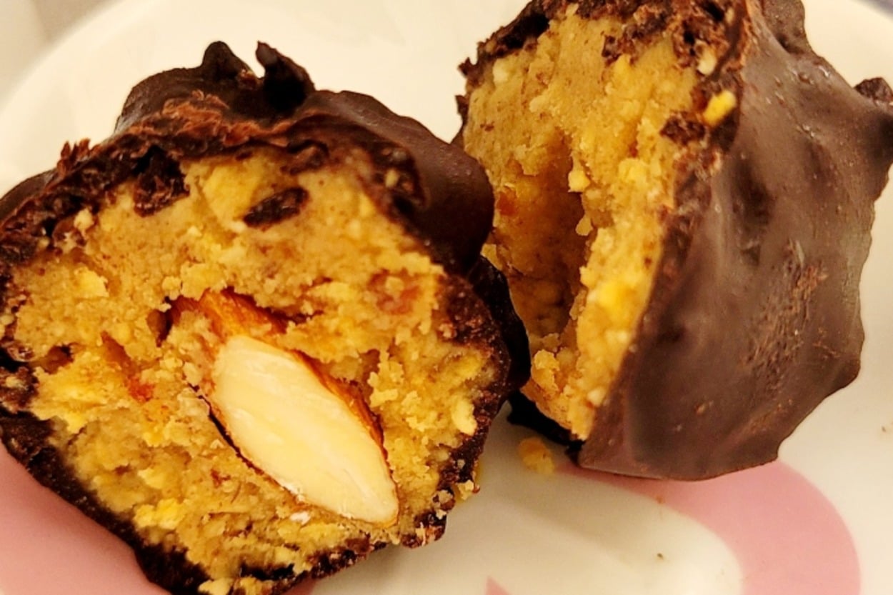Rafine Şekersiz: Glutensiz Leblebi Dolgulu Atıştırmalık