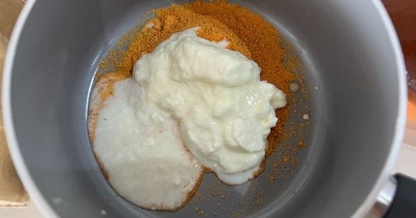 yogurtlu-tarhana-corbasi-asama1